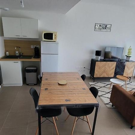 Appartement Avec Balcon/Terrasse Monteux Εξωτερικό φωτογραφία
