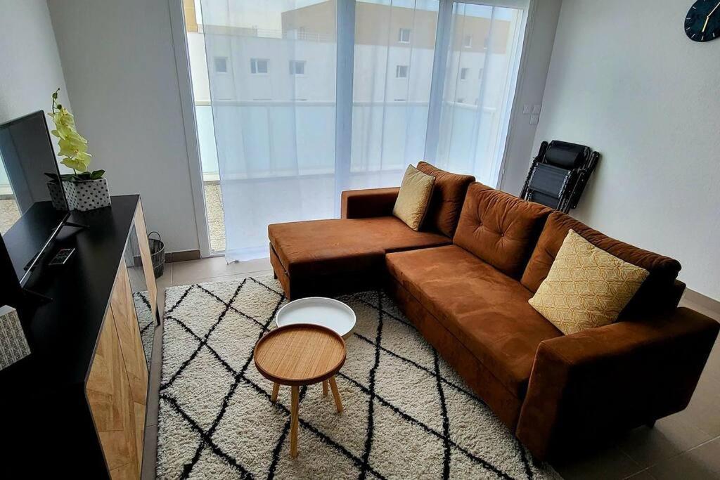 Appartement Avec Balcon/Terrasse Monteux Εξωτερικό φωτογραφία