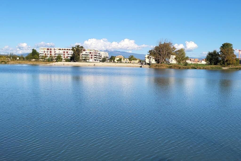Appartement Avec Balcon/Terrasse Monteux Εξωτερικό φωτογραφία