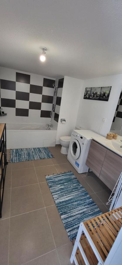 Appartement Avec Balcon/Terrasse Monteux Εξωτερικό φωτογραφία